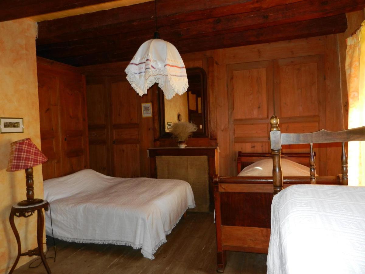 Auberge Paysanne Loubaresse  Kültér fotó